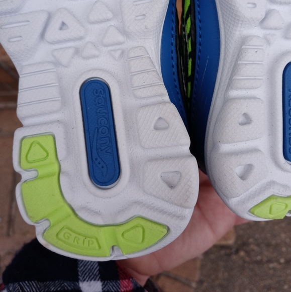 🆕Saucony | Kinvara 5 Kids Sneakers Size 5.5C - Picture 8 of 11